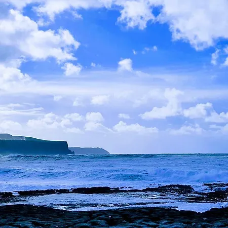 Rose Nyaraló Doolin